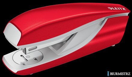 Zszywacz średni metalowy Leitz WOW, czerwony, 10 lat gwarancji, 30 kartek 55021026