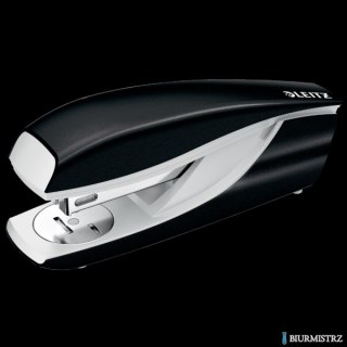 Zszywacz średni metalowy Leitz, czarny, 10 lat gwarancji, 30 kartek 55021095 .